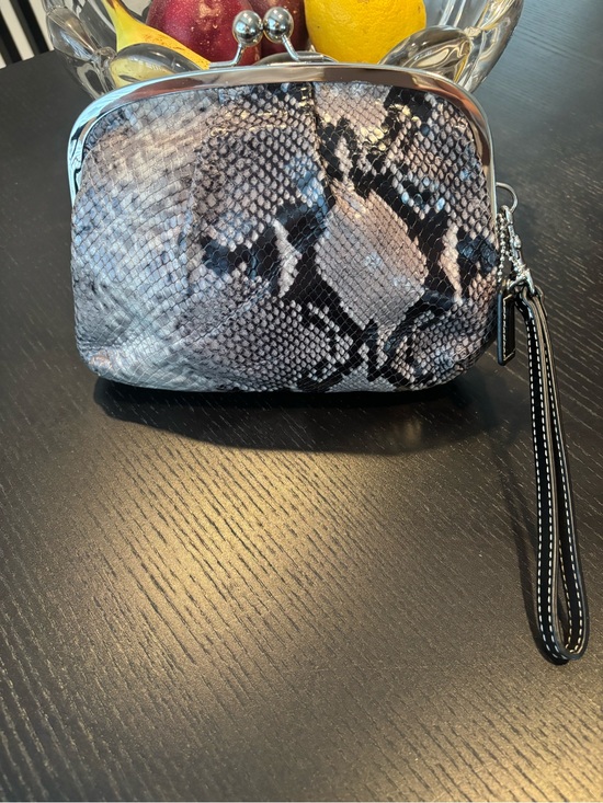 Coach Handbags - COACH Snake-Print KISSLOCK Wristlet Clutch in Gray and Black
